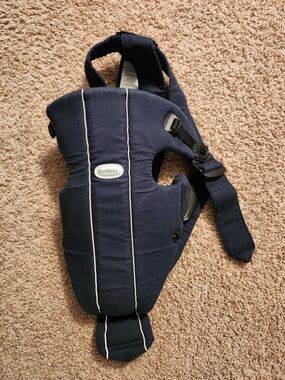 Navy Baby Bjorn Carrier